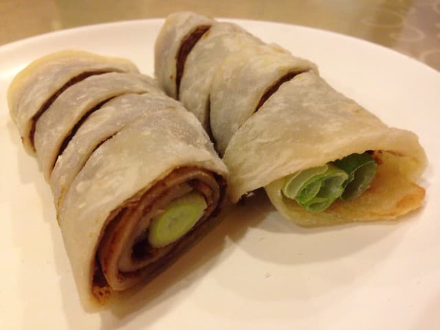 Scallion Pancake Beef Roll